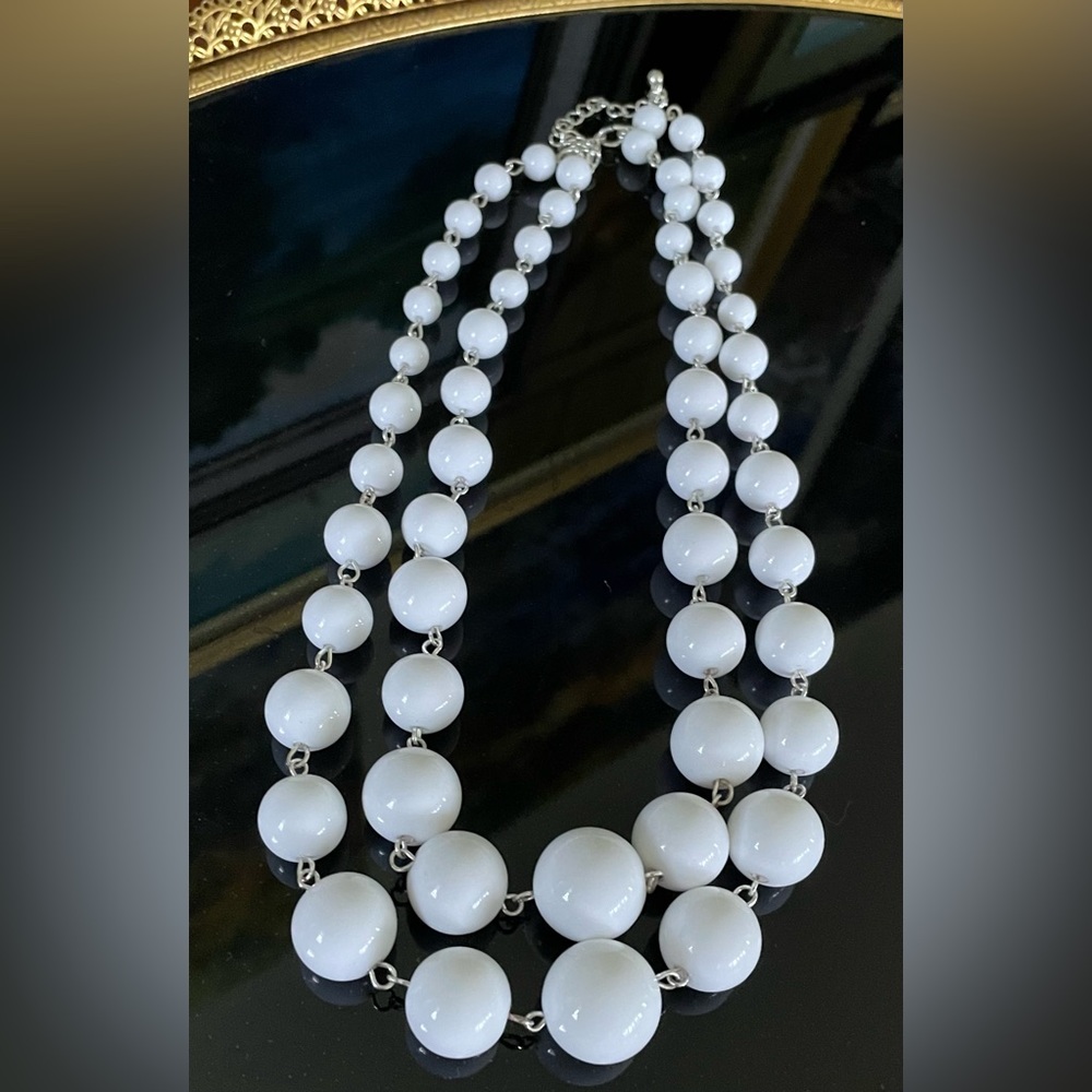 Vintage Double Strand Milky White Acrylic Graduated Bead Necklace 20”